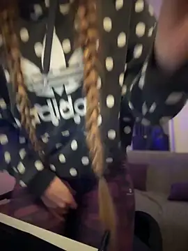 Piinkpandora online show from March 5, 2026, 8:27 pm