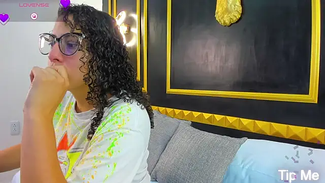 aixa 15 online show from September 30, 2025, 12:10 pm