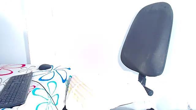 Megaanfox online show from March 12, 2026, 6:03 pm