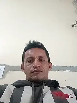 Snapshot of dotado20robson chatting on January 15, 2026, 12:21 pm dotado20robson online show from January 15, 2026, 12:21 pm