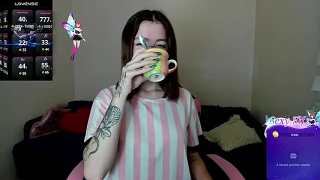 Snapshot of Luxuryalma chatting on January 7, 2025, 6:27 am Luxuryalma online show from January 7, 2025, 6:27 am