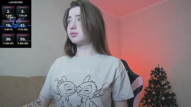 Snapshot of Luxuryalma chatting on December 16, 2025, 6:40 am Luxuryalma online show from December 16, 2025, 6:40 am