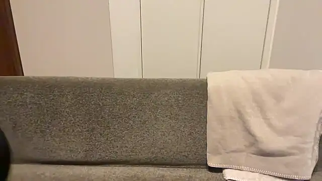 atom0407 online show from January 24, 2025, 4:49 pm