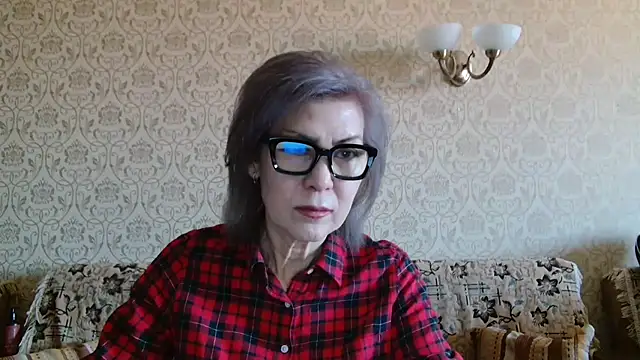 Elegant00Lady online show from October 6, 2025, 6:00 am