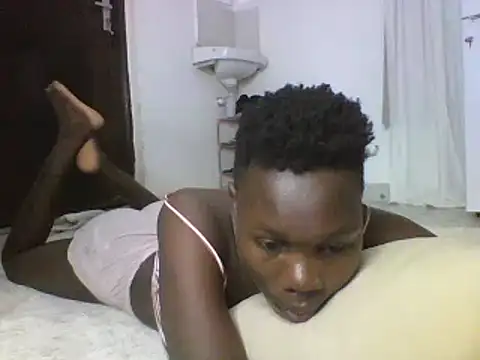 sexyqueen02 online show from February 11, 2025, 1:20 am