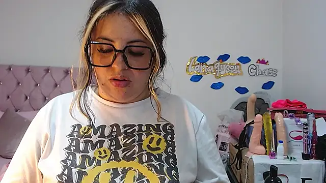 Snapshot of lanaqueen699 chatting on January 16, 2025, 7:10 pm lanaqueen699 online show from January 16, 2025, 7:10 pm