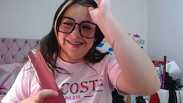 Snapshot of lanaqueen699 chatting on January 21, 2025, 3:21 pm lanaqueen699 online show from January 21, 2025, 3:21 pm