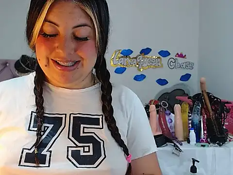 Snapshot of lanaqueen699 chatting on February 11, 2025, 3:18 pm lanaqueen699 online show from February 11, 2025, 3:18 pm