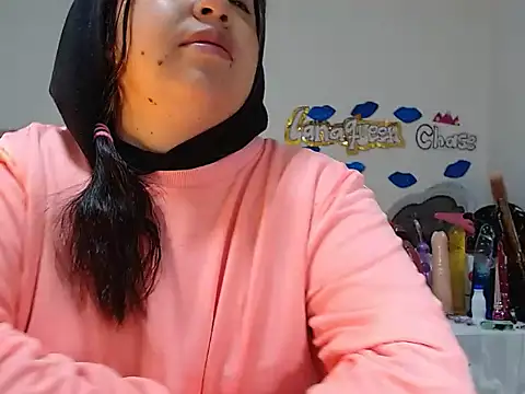 Snapshot of lanaqueen699 chatting on February 12, 2025, 12:12 pm lanaqueen699 online show from February 12, 2025, 12:12 pm