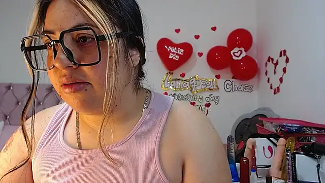 Snapshot of lanaqueen699 chatting on February 26, 2025, 3:30 pm lanaqueen699 online show from February 26, 2025, 3:30 pm