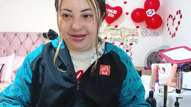 Snapshot of lanaqueen699 chatting on February 27, 2025, 12:23 pm lanaqueen699 online show from February 27, 2025, 12:23 pm