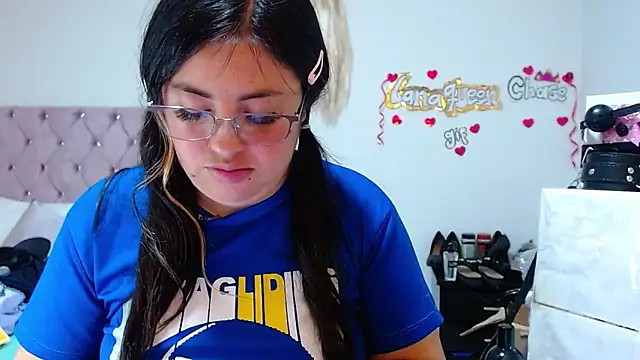 Snapshot of lanaqueen699 chatting on September 20, 2025, 12:44 am lanaqueen699 online show from September 20, 2025, 12:44 am