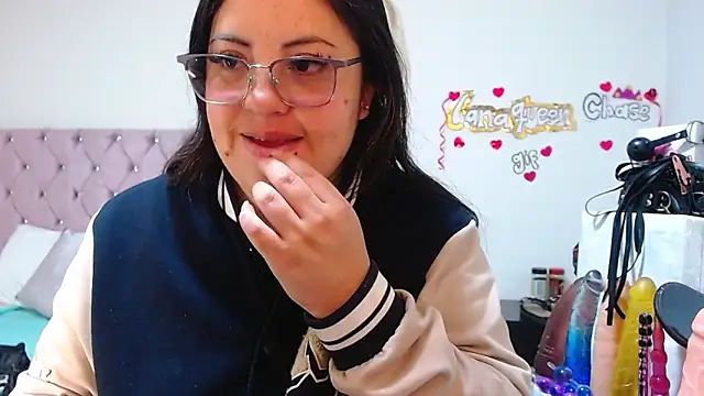 Snapshot of lanaqueen699 chatting on September 23, 2025, 12:19 pm lanaqueen699 online show from September 23, 2025, 12:19 pm