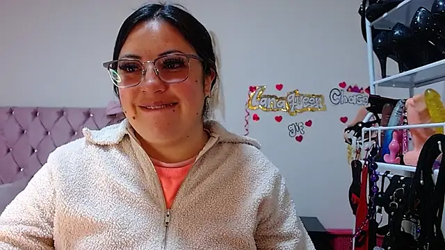 Snapshot of lanaqueen699 chatting on October 17, 2025, 12:19 pm lanaqueen699 online show from October 17, 2025, 12:19 pm