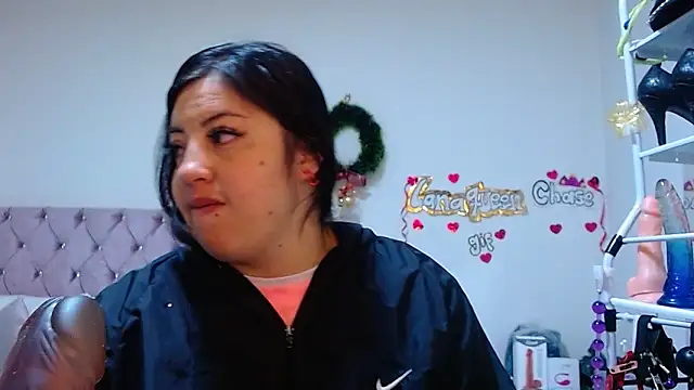 lanaqueen699 online show from January 14, 2026, 12:22 pm