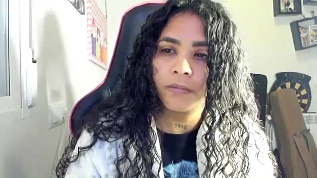 Snapshot of Ama_music chatting on February 10, 2026, 1:04 pm Ama music online show from February 10, 2026, 1:04 pm