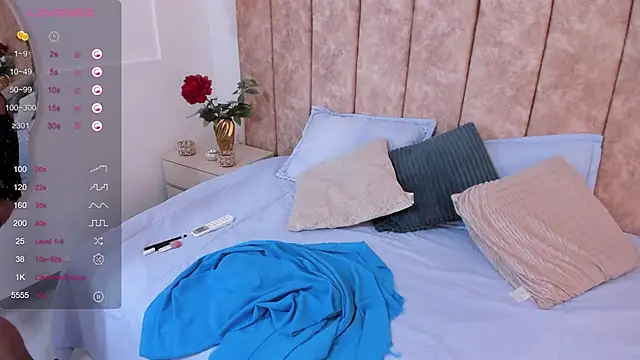 Katrina baurii online show from February 27, 2025, 1:07 pm