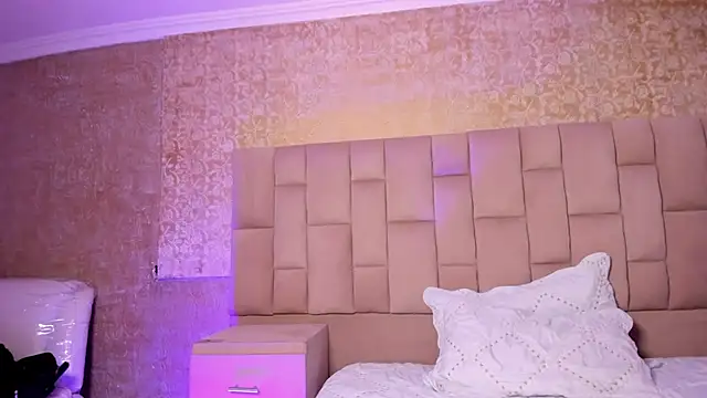 Melany Luv online show from February 20, 2025, 1:25 am