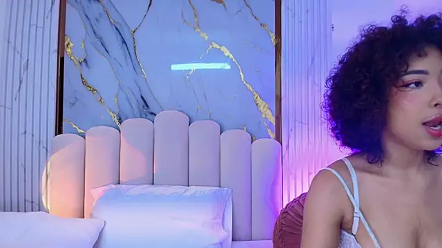 OSHUN  online show from February 4, 2025, 11:49 am