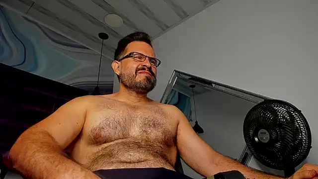 SbasTone Muscle online show from February 18, 2025, 1:33 pm