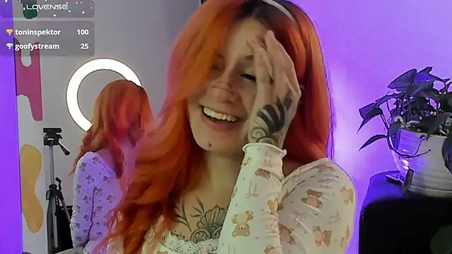 Snapshot of Daarlene chatting on March 23, 2025, 6:26 am Daarlene online show from March 23, 2025, 6:26 am