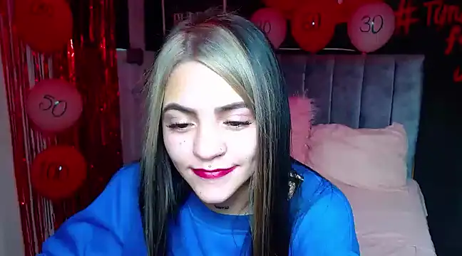 Violettasquirt online show from February 13, 2025, 6:27 pm