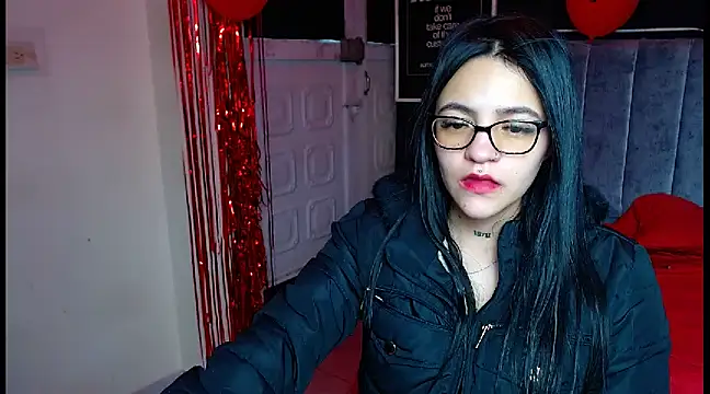 Violettasquirt online show from February 25, 2025, 9:24 pm