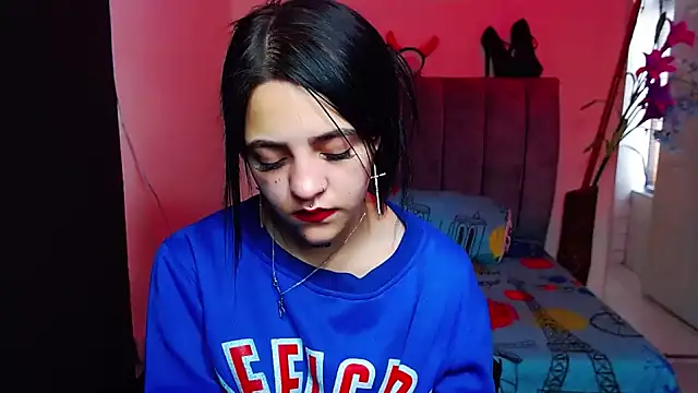 Violettasquirt online show from October 10, 2025, 1:32 pm