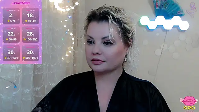 JewellKiss7 online show from April 2, 2026, 4:37 pm