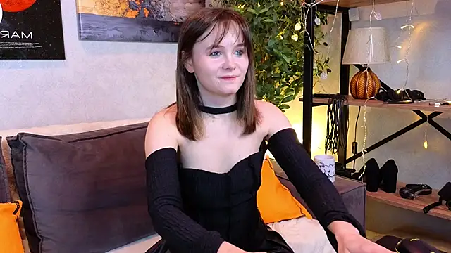 CiriRianonn online show from March 18, 2025, 4:26 am