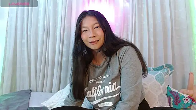 Snapshot of zoewilliams2 chatting on December 21, 2025, 3:46 am zoewilliams2 online show from December 21, 2025, 3:46 am