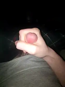 Snapshot of SoloExploder101 chatting on February 15, 2026, 1:24 am SoloExploder101 online show from February 15, 2026, 1:24 am