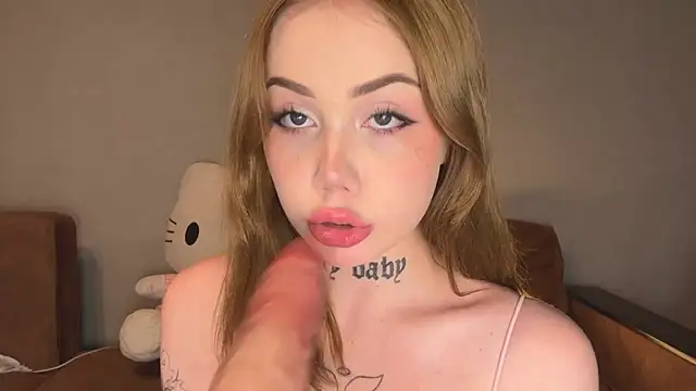 Snapshot of hanna_cry_baby chatting on October 23, 2025, 3:33 pm hanna cry baby online show from October 23, 2025, 3:33 pm