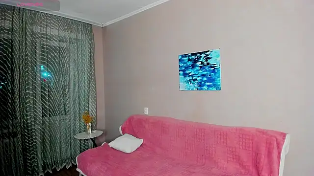 Snapshot of -Sacura- chatting on April 7, 2026, 4:40 pm -Sacura- online show from April 7, 2026, 4:40 pm