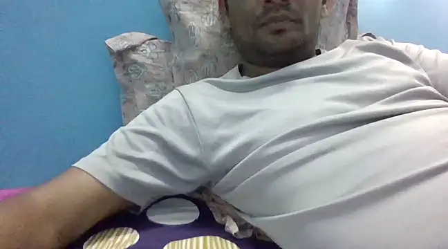 Snapshot of NiceBoy9099 chatting on March 9, 2025, 9:24 am NiceBoy9099 online show from March 9, 2025, 9:24 am