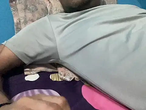 Snapshot of NiceBoy9099 chatting on September 14, 2025, 11:31 am NiceBoy9099 online show from September 14, 2025, 11:31 am