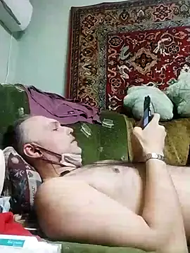 Pineapple04 online show from February 20, 2025, 8:58 pm