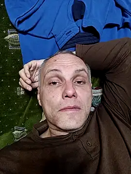 Pineapple04 online show from October 8, 2025, 8:06 pm