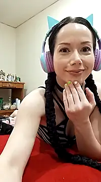 Snapshot of SashaGrinch chatting on December 15, 2024, 1:00 pm SashaGrinch online show from December 15, 2024, 1:00 pm