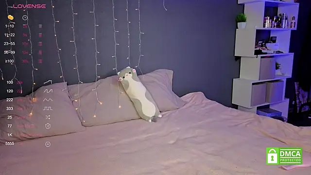 Snapshot of aneta_alisha chatting on October 9, 2025, 12:36 pm aneta alisha online show from October 9, 2025, 12:36 pm