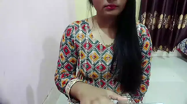 Snapshot of LovelyRose69 chatting on January 19, 2025, 1:01 pm LovelyRose69 online show from January 19, 2025, 1:01 pm