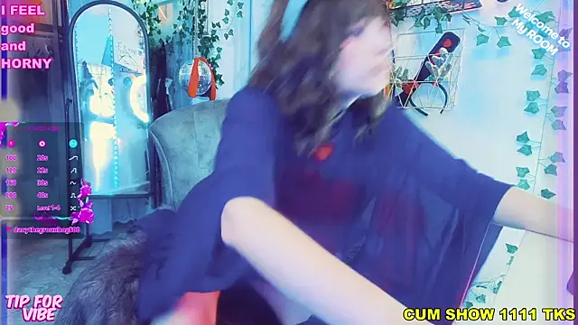 Toxic Ellies online show from January 3, 2025, 4:37 pm