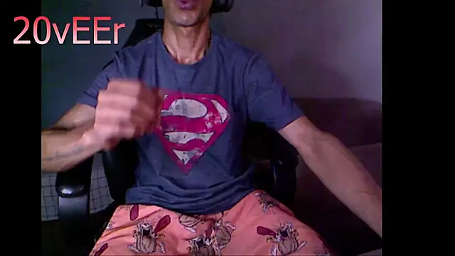 20vEEr online show from October 23, 2025, 9:02 pm