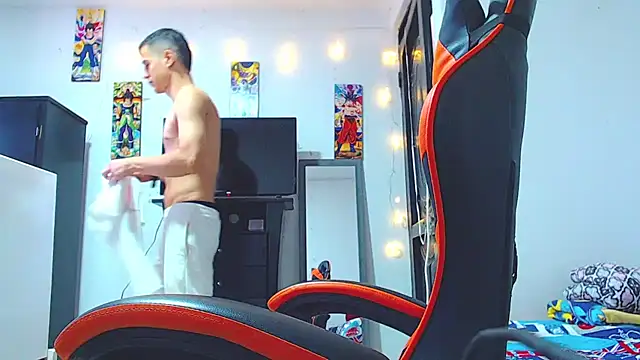 ADAM HOT online show from February 18, 2026, 1:29 pm