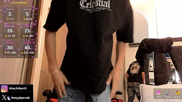 soyander03  online show from March 19, 2026, 12:09 pm