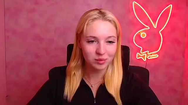 Milka kiss  online show from October 3, 2025, 5:59 am