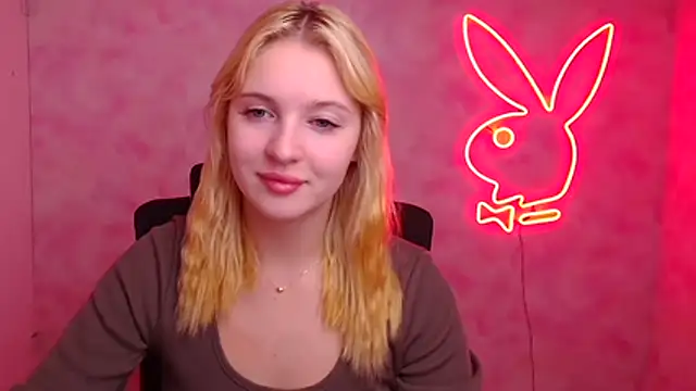 Milka kiss  online show from October 24, 2025, 11:50 am