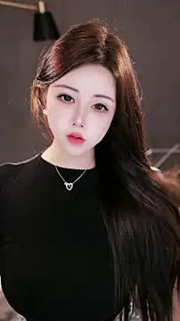 Qiaoqiao  online show from October 26, 2025, 8:20 am