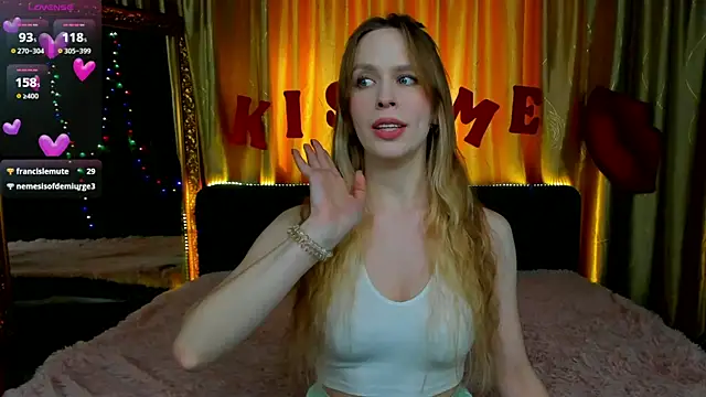  Sandra Tender  online show from March 5, 2025, 10:33 am