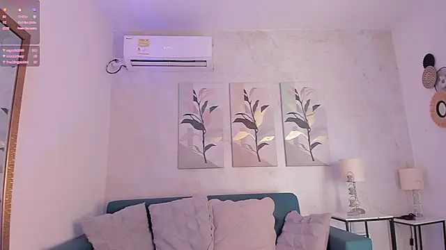 flavia cruz online show from October 12, 2025, 7:35 pm